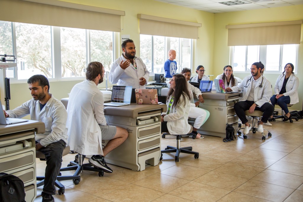 MUA Students Sitting in the Clinical Lab