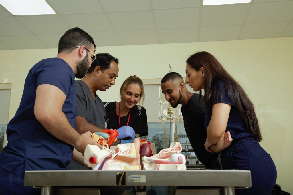 MUA students in the anatomy Lab