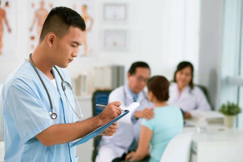 6 Tips for Medical Students Starting as They Begin Clinical Rotations